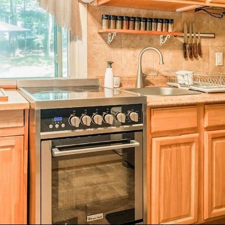 Pocono Cabin With Private Pool At Shawnee Mtn East Stroudsburg Luaran gambar