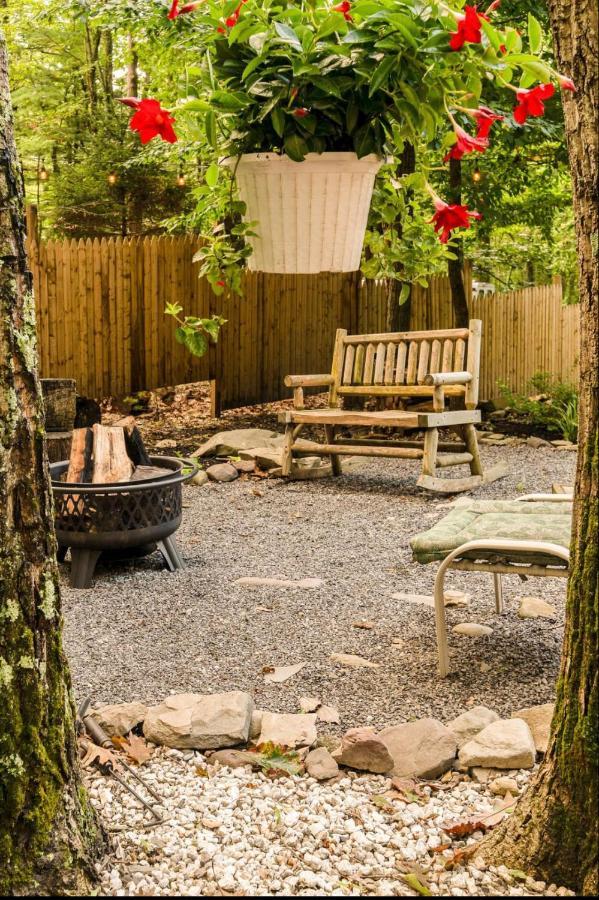 Pocono Cabin With Private Pool At Shawnee Mtn East Stroudsburg Luaran gambar